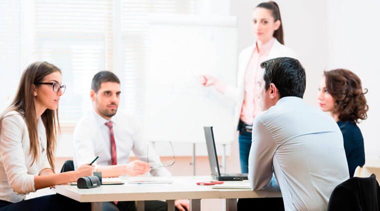 Personas optimistas invierten en su bienestar